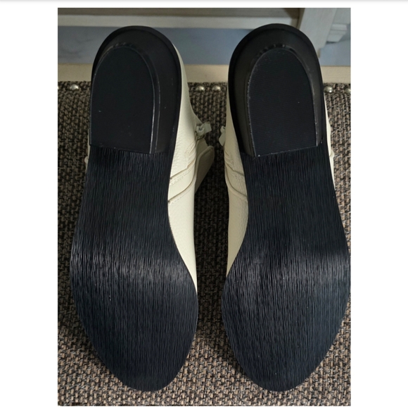 Boston Design Studio Off White Leather Ankle  Booties for Women Size 10 - Picture 14 of 16